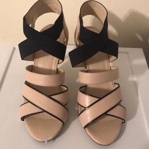 Nine West Stretchy straps